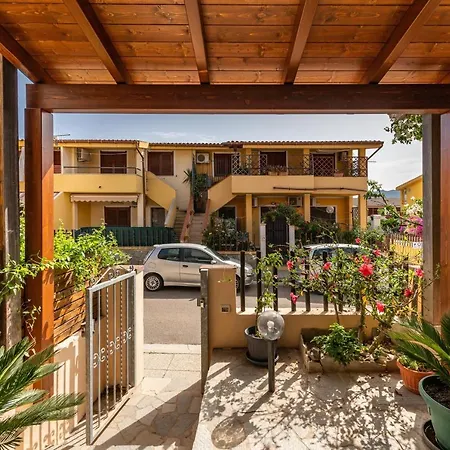 Holyday Ory Vakantiehuis Villasimius